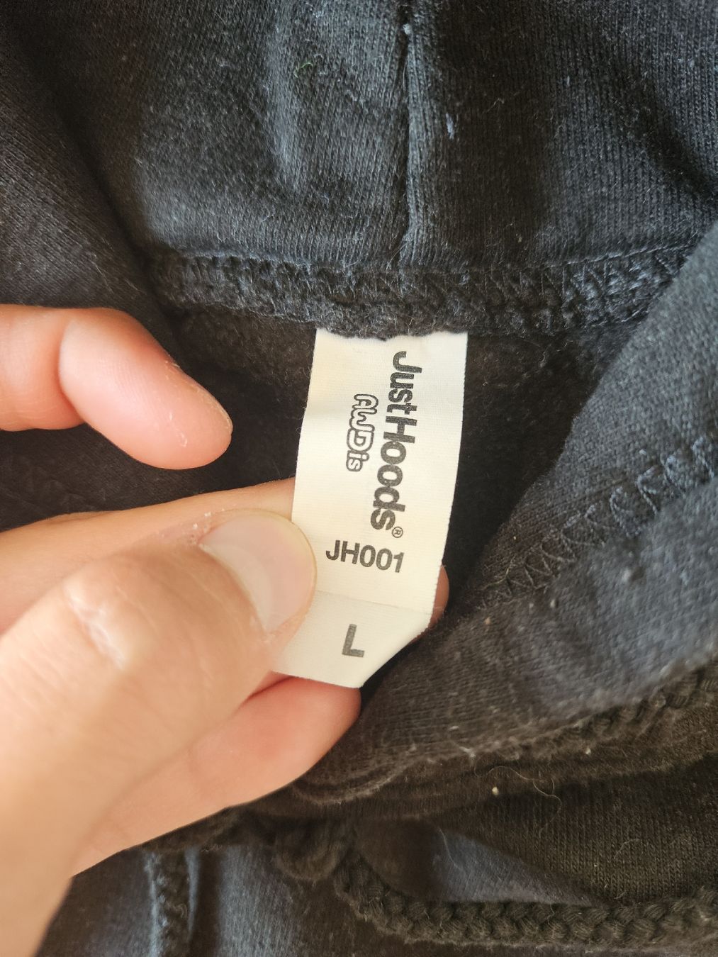 Pullover & Sweatshirts: Kapuzenpullover Herren Grösse L  – Gebraucht aus Abtwil AG von Ayline.a8 1