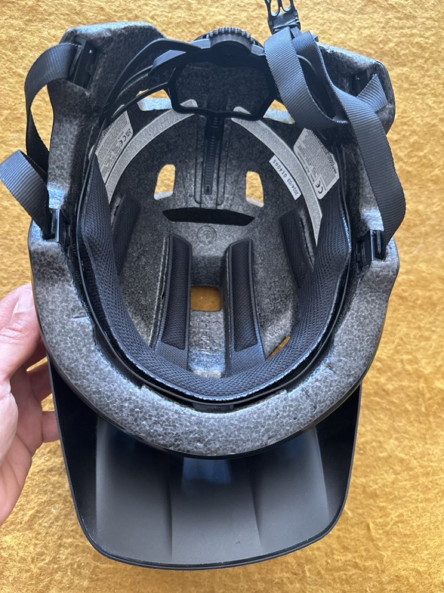 Abus Caschi: Abus Velohelm dunkelgrün 48-55cm – Usato da Biberstein venduto da Anka01 2