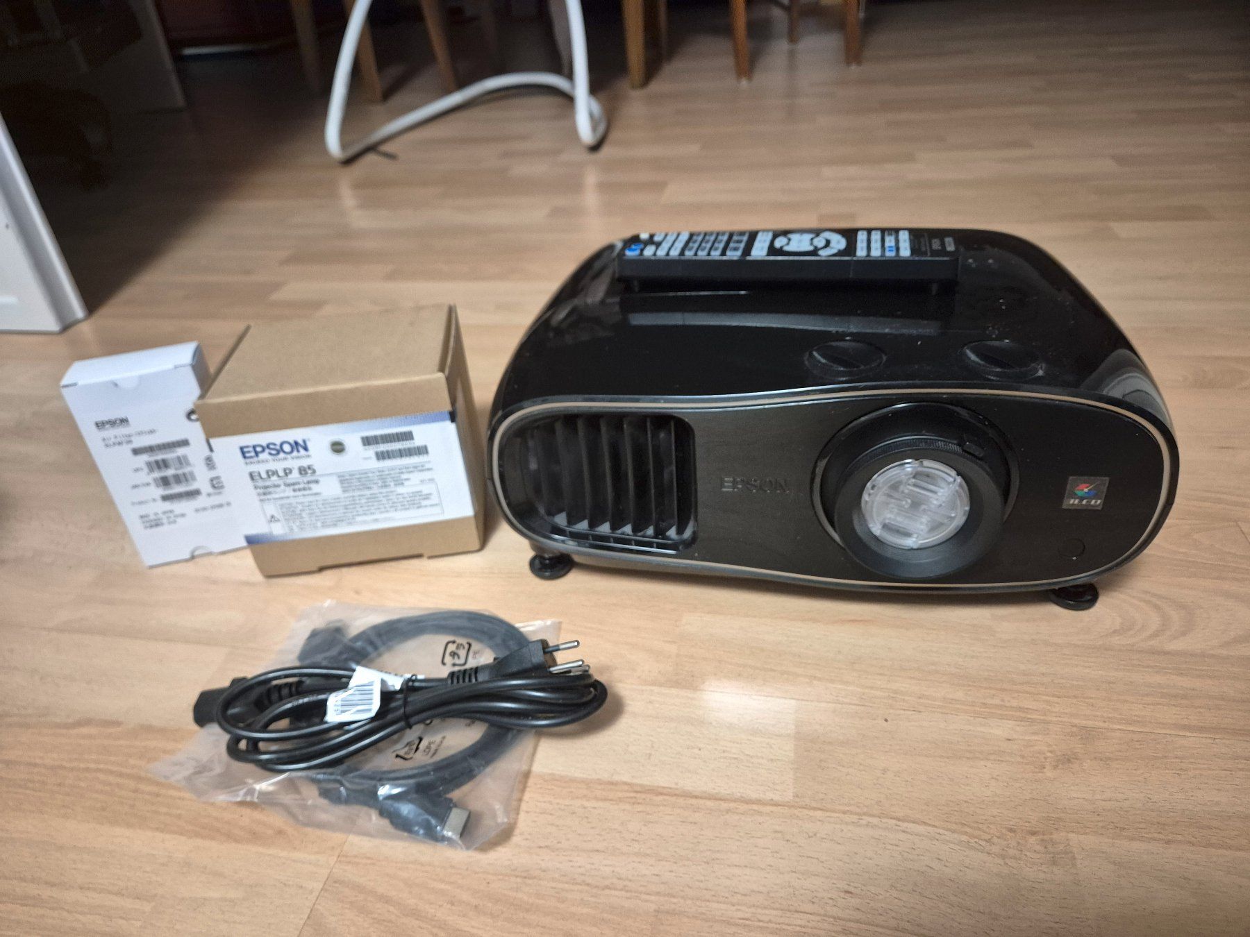 Epson Proiettori: Beamer Epson EH-TW6600 – Usato da Olten venduto da hotsplots 1