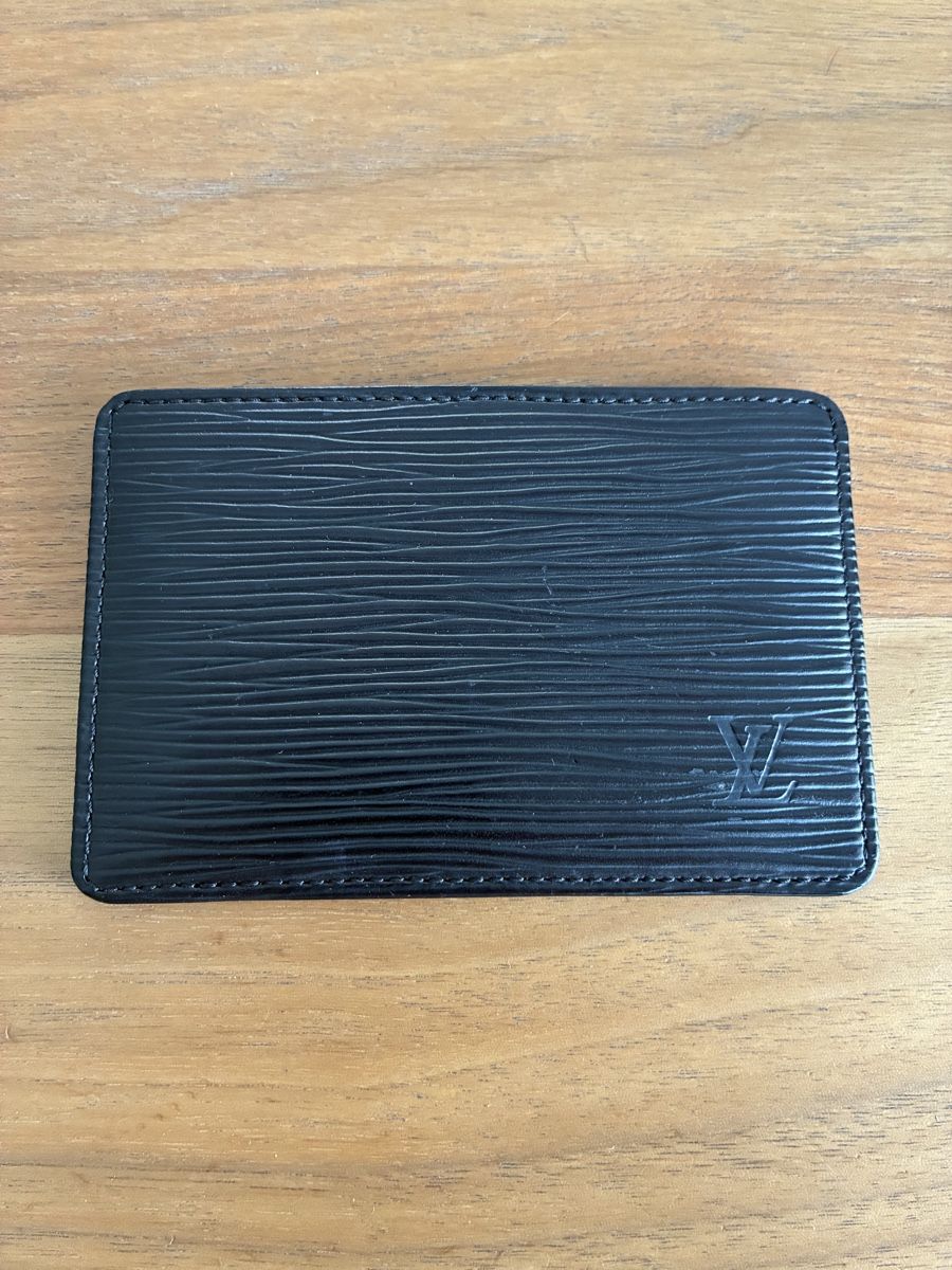 Louis Vuitton Brieftaschen: Porte-cartes noir Louis Vuitton – Gebraucht aus Lausanne von Gabrie