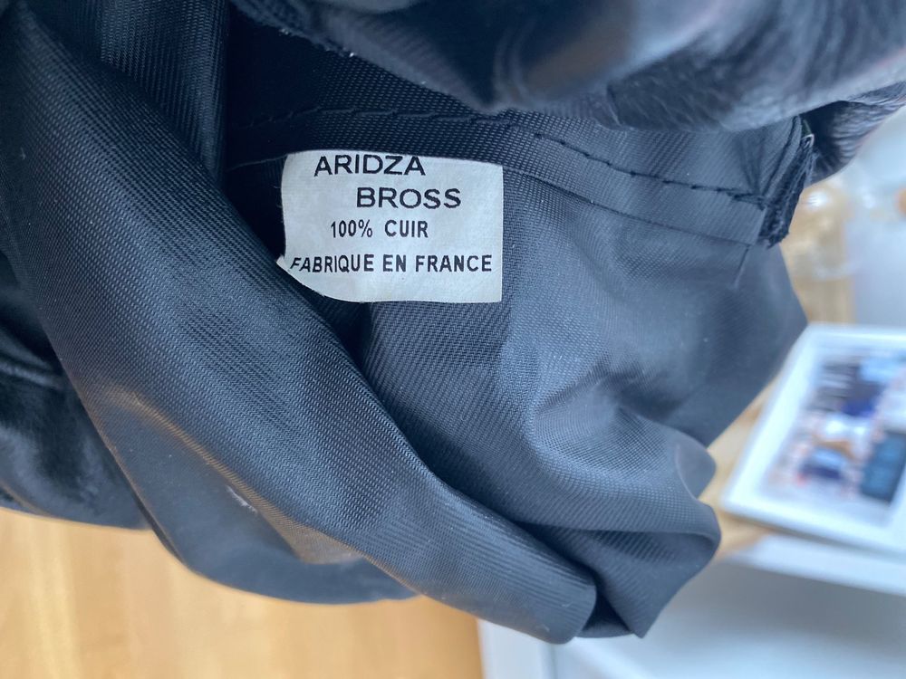 Sac à mains noir en cuir 5