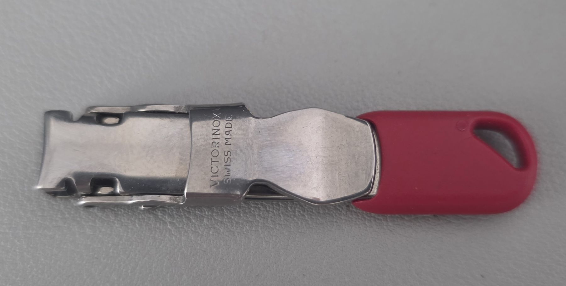 Victorinox Coltelli tascabile: Victorinox Nail Clipper Neu – Nuovo (secondo la descrizione) da Niederuzwil venduto da 262305 2