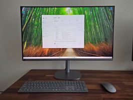 HP OmniStudio X 32" AIO PC