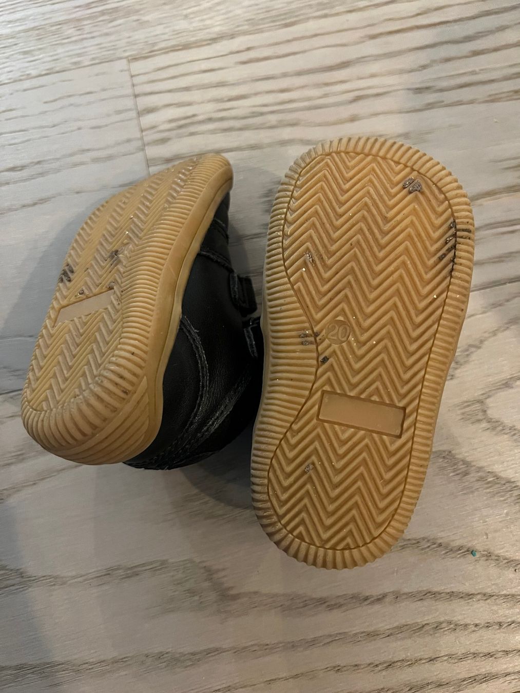 Schuhe für Jungen: Leder Babyschuhe, Grösse 20, mit Klettverschluss – Gebraucht aus Dietlikon von Vanilya 3
