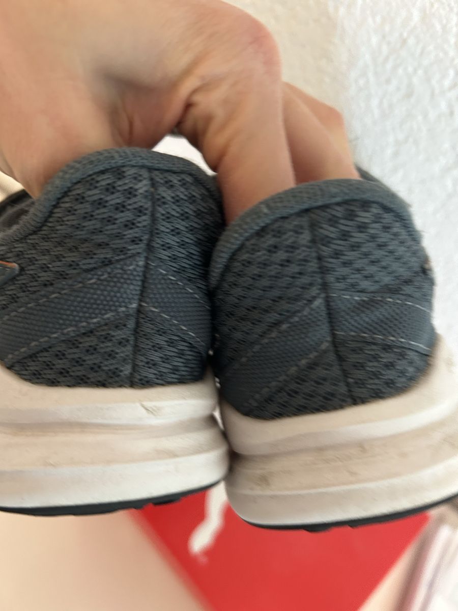 Puma Scarpe per ragazzi: Puma Turnschuhe Junge Schuhe 33 – Usato da St. Gallen venduto da jojan 2