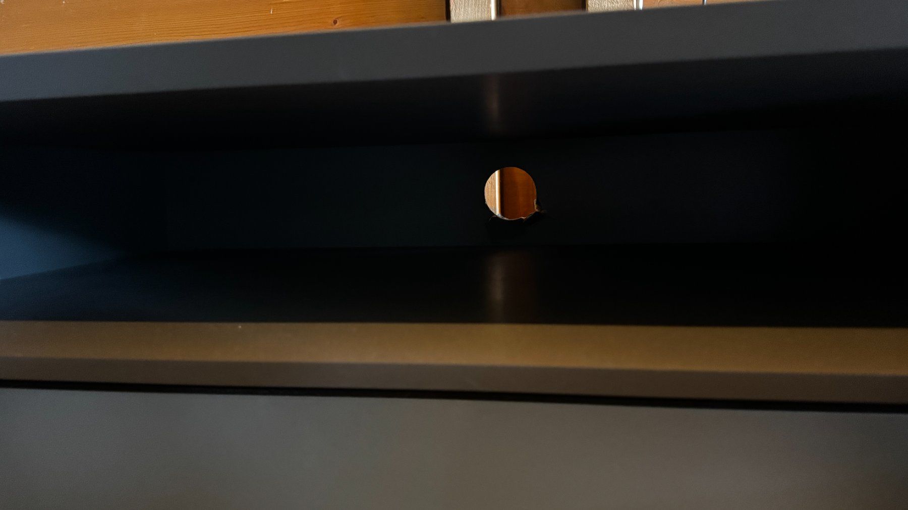 Pfister Mobili TV: TV-Möbel Anthrazit 180cm / Lowboard 2 Schubladen – Usato da Wattenwil venduto da Rebreg_m 2