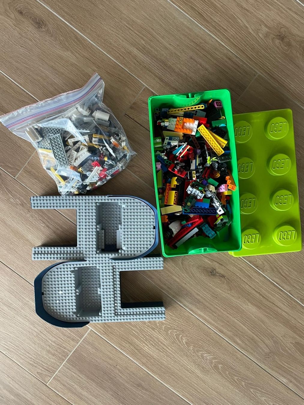 Lego Kit di costruzioni: Lot lego en vrac  – Usato da Lonay venduto da ste_cm8b
