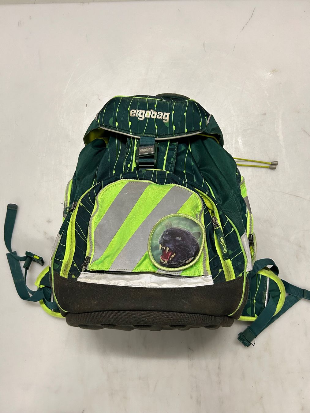 Ergobag Zaini: Ergobag Schulthek-Set – Usato da Lütisburg venduto da Gizmo02
