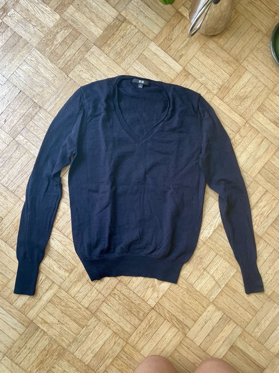 Uniqlo Pulls & Sweat-shirts: Pullover Uniqlo Dunkelblau Navy Blue, Grösse S  – D'occasion à Zürich par Carlajimena