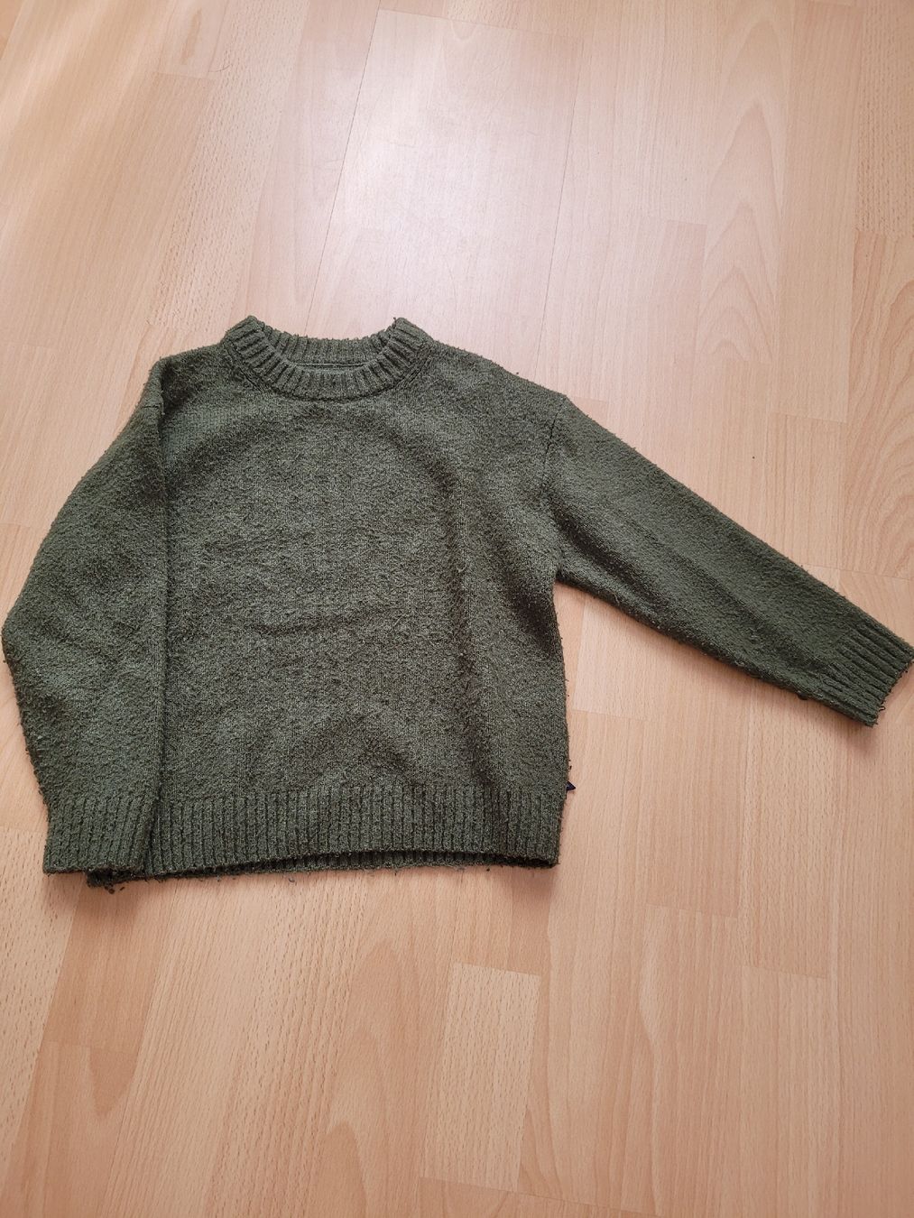 Okaidi Pulls et sweat-shirts: Pullover Okaïdi gr. 110 – D'occasion à Inwil par Flower2325