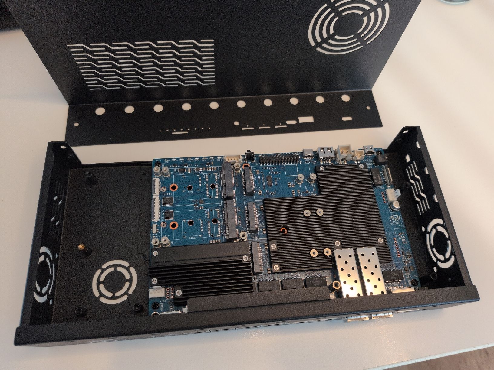 Modem & Router: Banana Pi BPI-R4 Pro – Usato da Gunten venduto da mtnstar 4