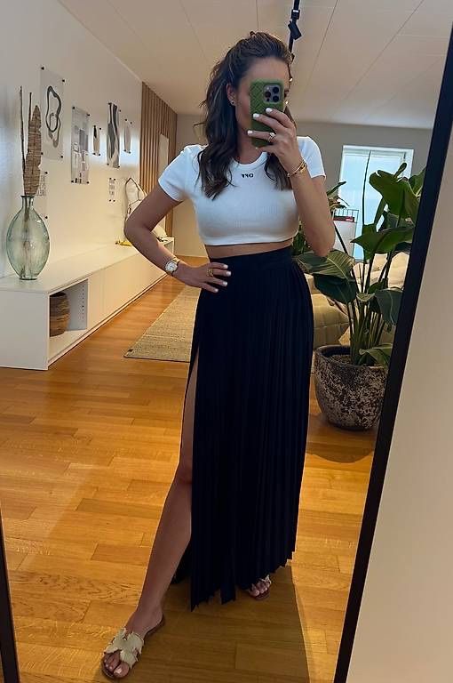 Alaia Gonne: ALAIA ROCK MAXI – Nuovo (secondo la descrizione) da Schwyz venduto da bofb