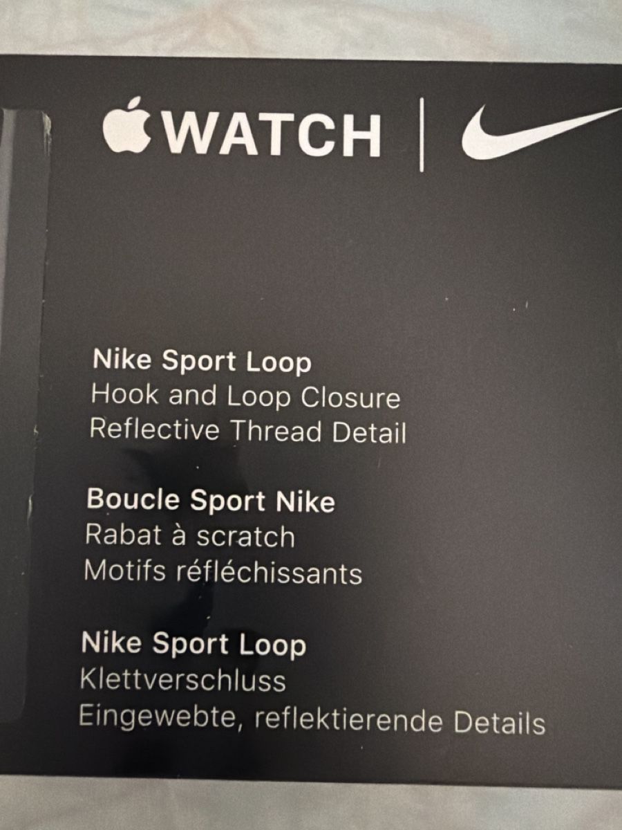 Apple Armbänder & -reifen: Apple Watch band – Neu und originalverpackt aus Lausanne von joshua75 1