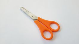 Bastelschere orange für Kinder – abgerundete Spitzen!