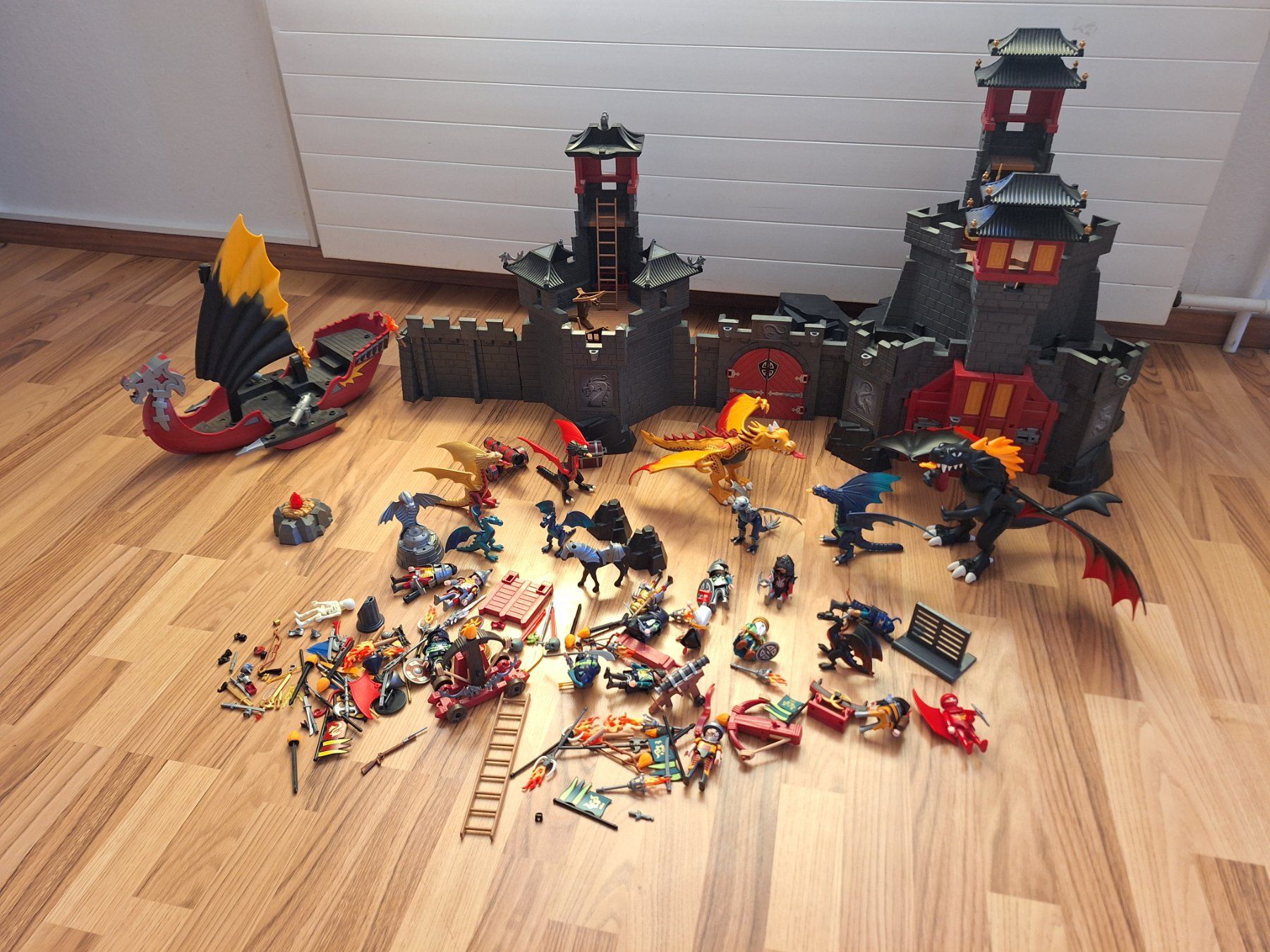Playmobil Giocattoli: Playmobil Drachenburg verschiedene Sets – Usato da Romanshorn venduto da tinisti