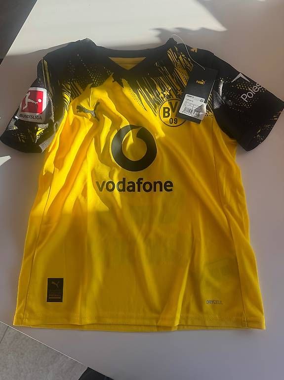 Canottiere & Pantaloni: BVB Trikot – Usato da Laax GR venduto da Carmelita7