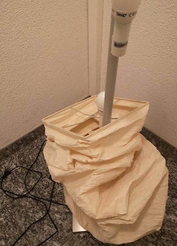 Lampade: Lampe, fauteil, table basse, paravent, etc. – Usato da Lausanne venduto da Adinomis 2