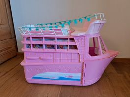Barbie Traumschiff