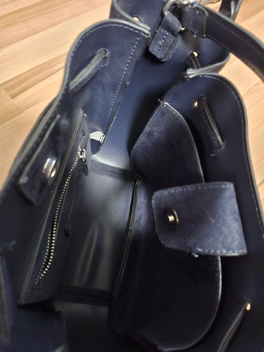Sacs femmes: Schöne Handtasche – Neuf (Voir description) à Netstal par Queen37 1