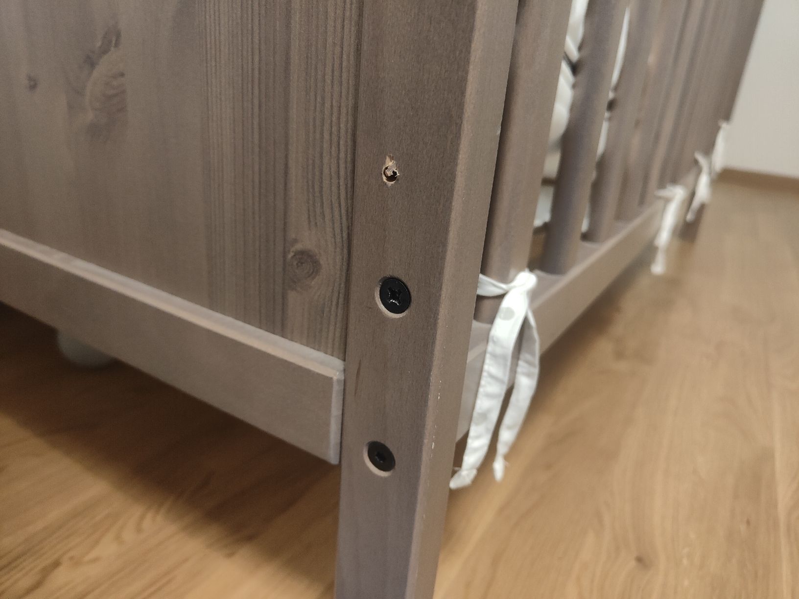 Ikea Letti: Babybett Ikea mit Matratze – Usato da Wil SG venduto da divadeluxe 4