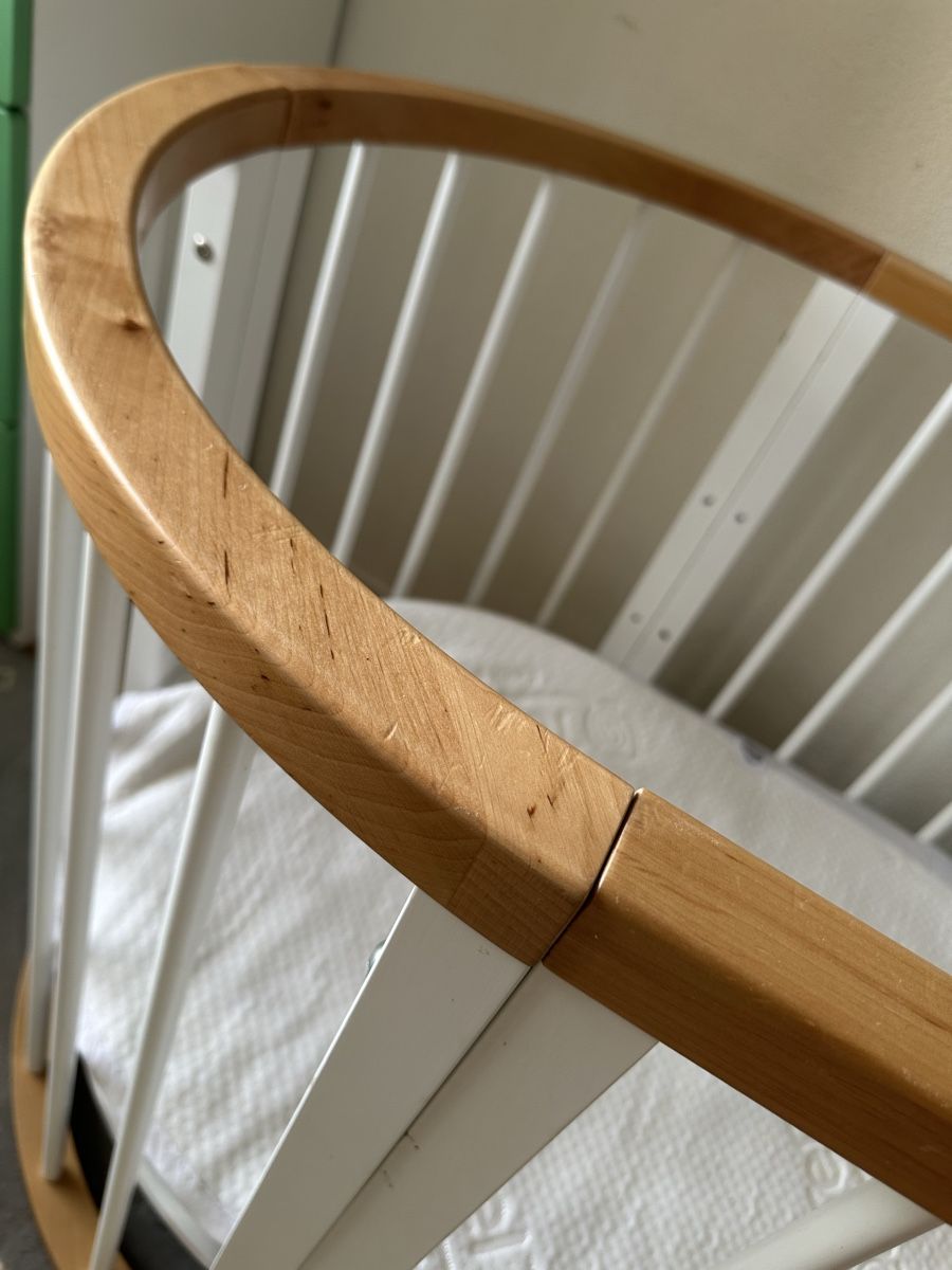 Lits: Oval bed growing with the baby – D'occasion à Affoltern am Albis par rot_682g 8