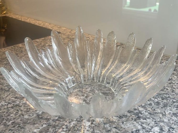 Bicchieri: Schöne Glasschale im Blumendesign – Usato da rheineck venduto da Neshi06