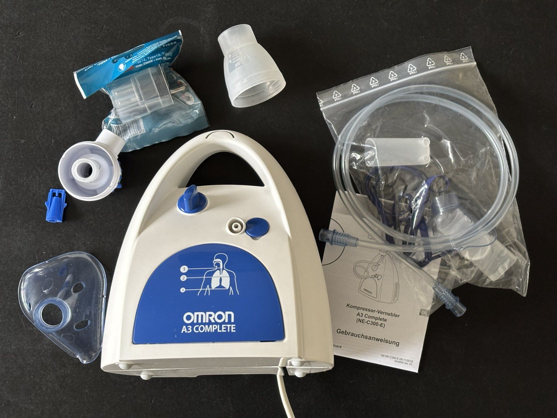Omron Attrezzature mediche: OMRON A3 Inhalationsgerät Complete Compressor Nebulizer – Usato da Zürich venduto da wbjn 1