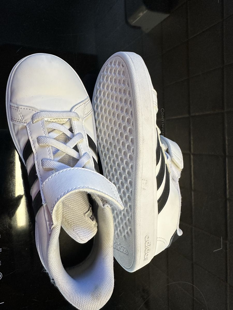 Adidas Scarpe per ragazzi: Basket adidas 33 – Nuovo (secondo la descrizione) da Servion venduto da josephine22 4