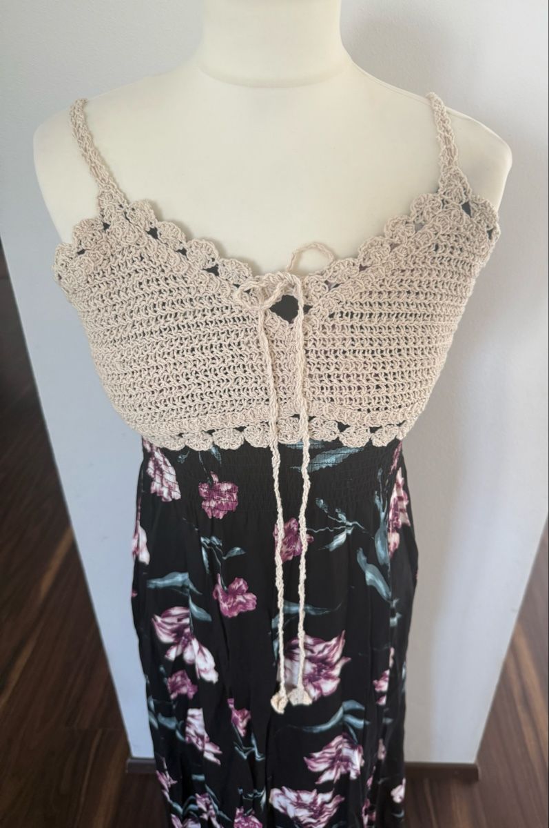 Vestiti: Maxikleid mit Häkeloberteil 1 Size – Usato da Ermatingen venduto da Speiki2 5