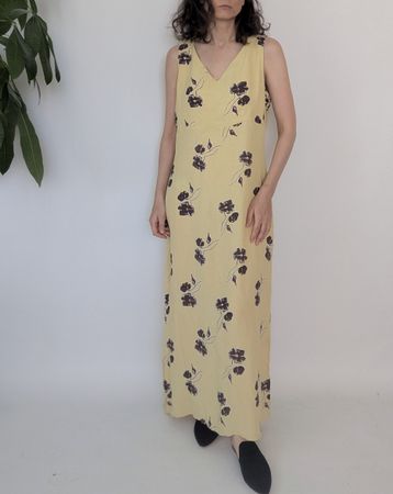 Kleid gelb mit Blumenmuster Grösse L 100% Viscose