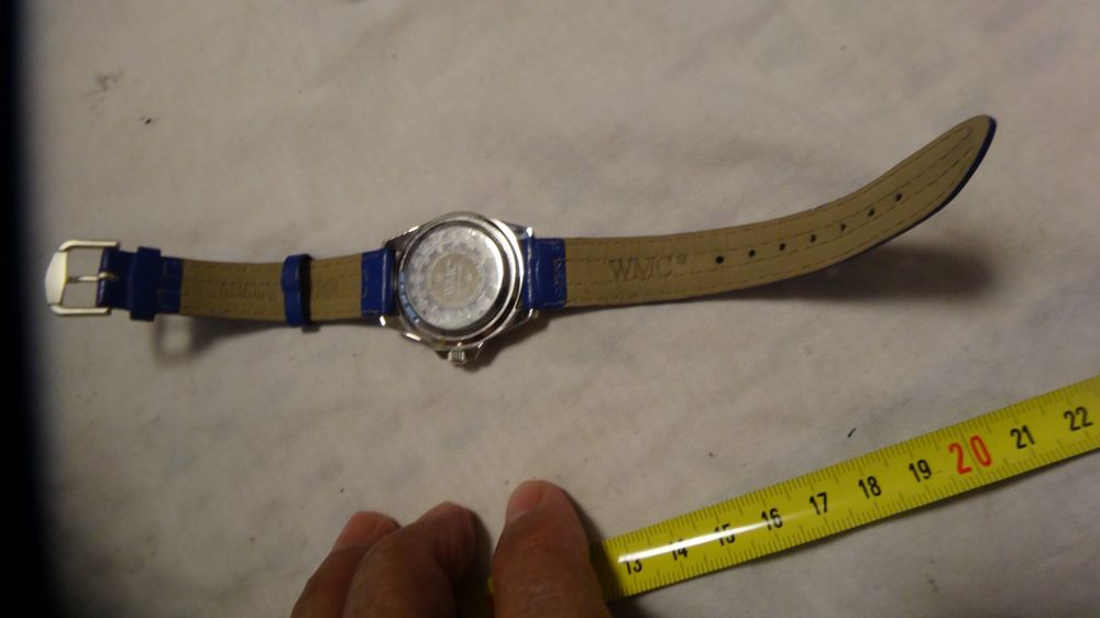 Montres: WMC  SCHÖNE HERREN UHR,QUARTZ.SCHÖNE FARBE.LÄÜFT – D'occasion à zürich par ahmad01 2
