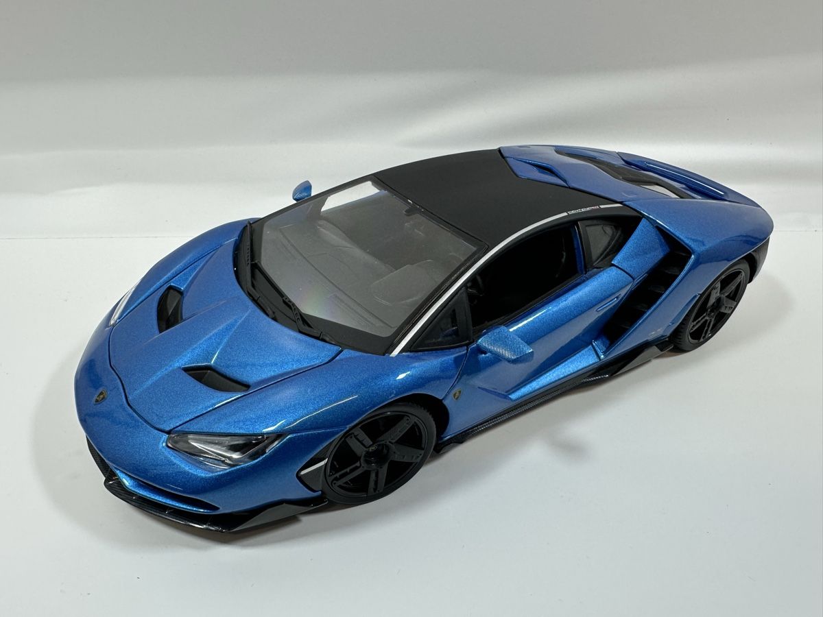 Maisto Modellautos: Lamborghini Centenario 1:18, blau-schwarz, MAISTO – Gebraucht aus Zofingen von rf9_x2xt 1