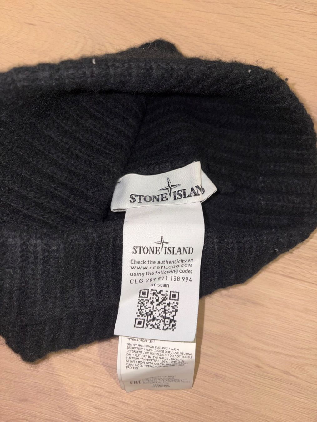 Stone Island Copricapi, berretti & cappellini: Stone Island Beanie – Usato da Obfelden venduto da thehunter29 1