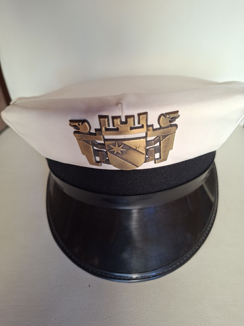 Uniformi: Antiker Thuner Stadtpolizei Hut – Usato da Schwanden Sigrisw venduto da cadieux71
