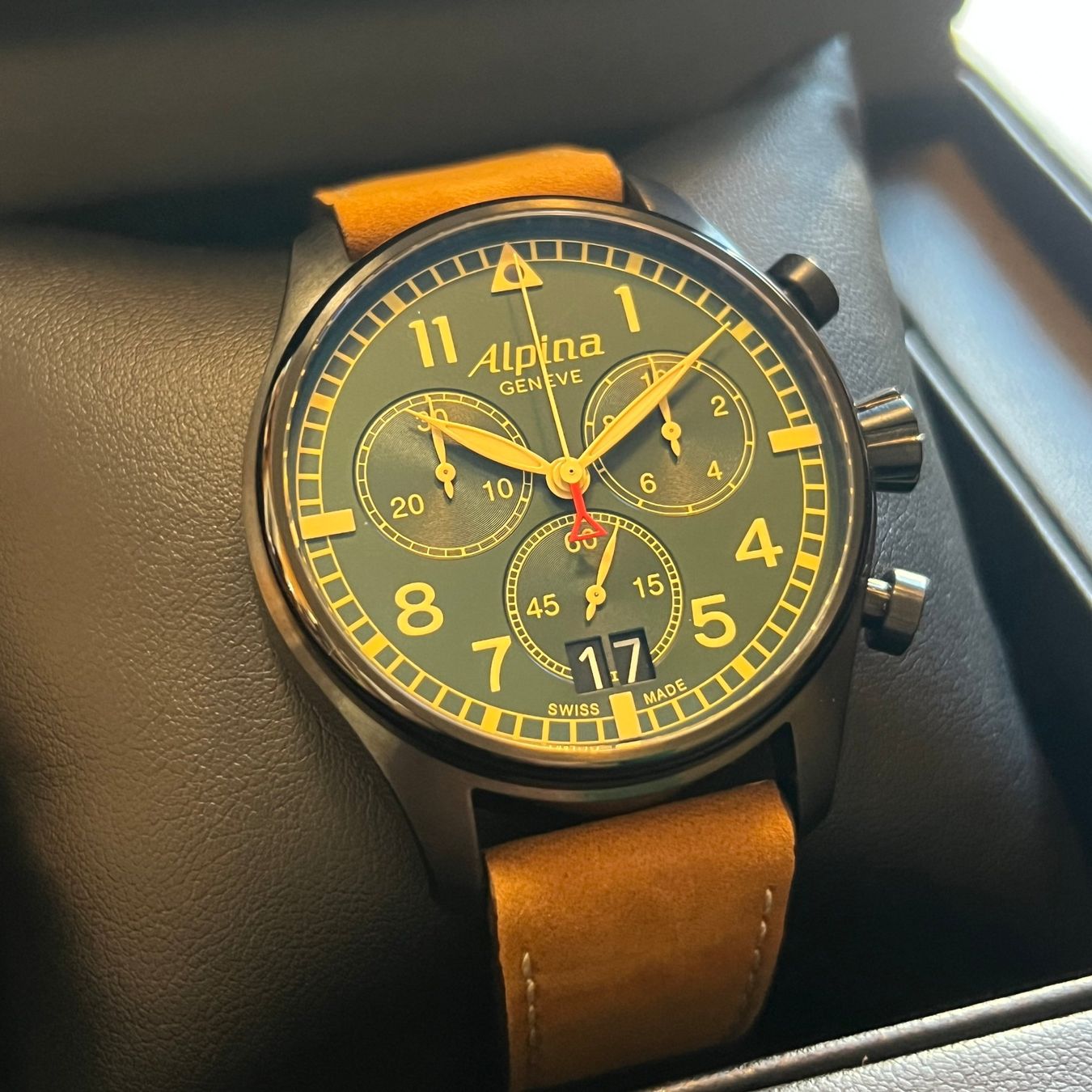 Alpina Orologi: Alpina Startimer Pilot Chrono Big Date Full Set AL-372GR4FBS – Usato da Carouge GE venduto da Watchaser 1