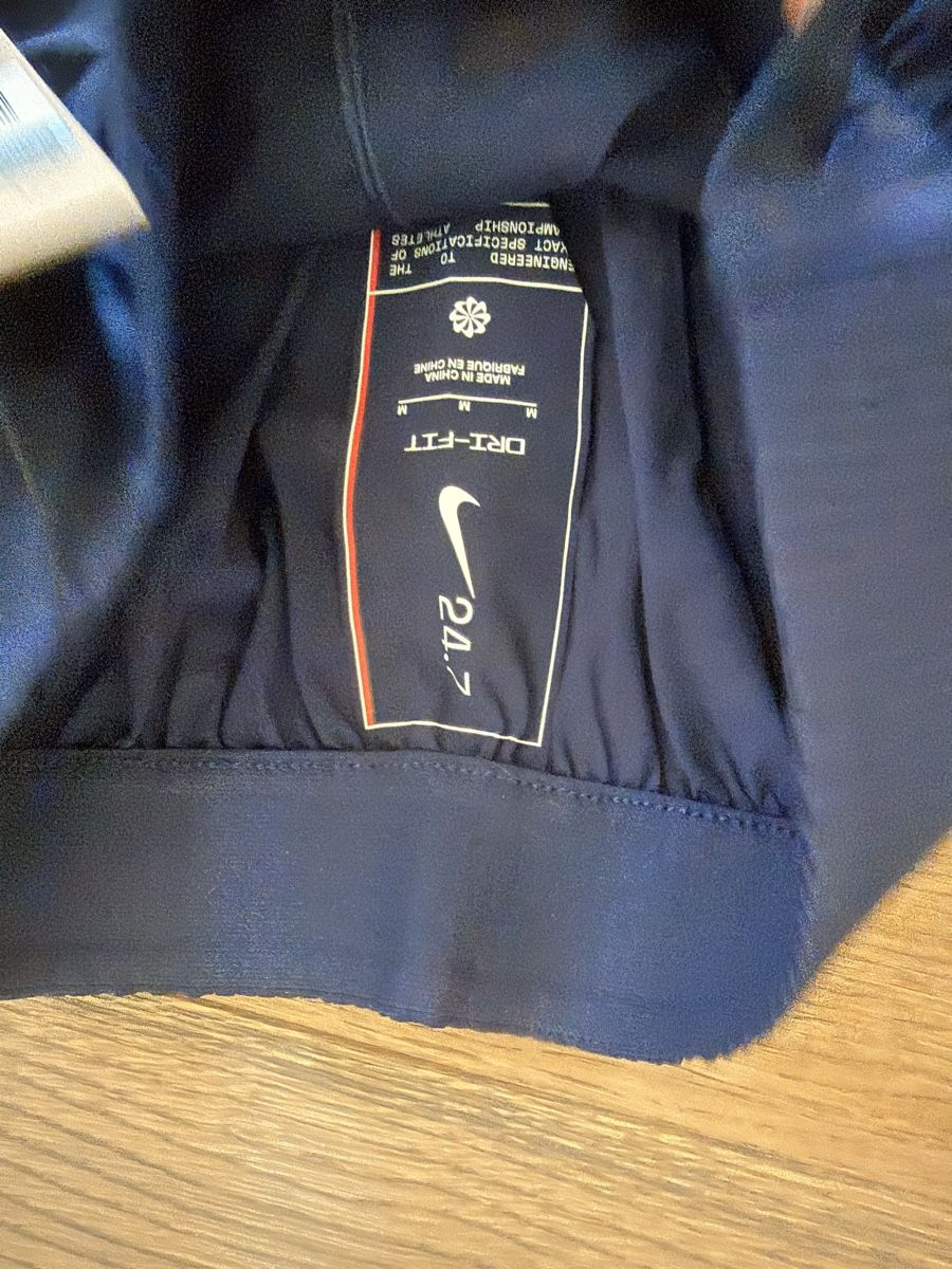 Nike Giacche: Nike Dri-Fit Jacket Navy Blue Size M – Nuovo e nell'imballaggio originale da Zürich venduto da Bellinka23