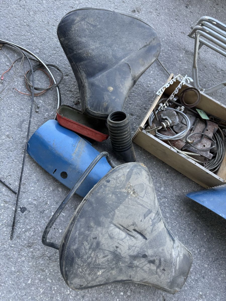 Piaggio Strasse: Vespa 125cc Oldtimer: Projektteile und Bastlermaterial – Defekt aus Kriessern von Baggerbueb 7