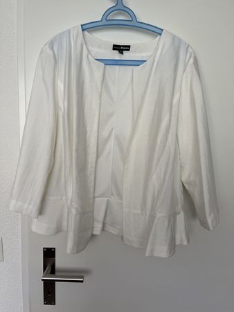 Sommerliche, weisse Damenjacke, Gr. 46 (eher 44)