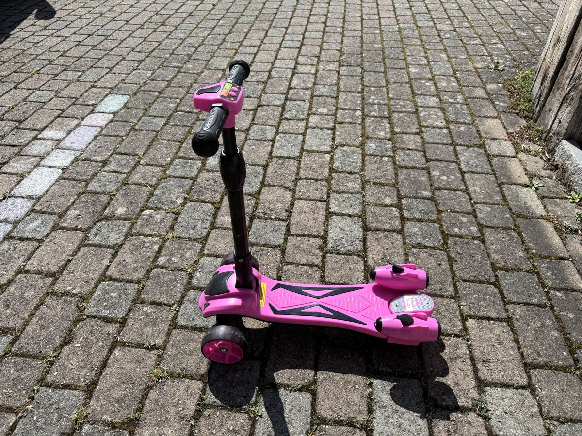 Kickboard: Kinder Scooter mit Sound und Rauch – Usato da Buchs ZH venduto da Hitsch1402