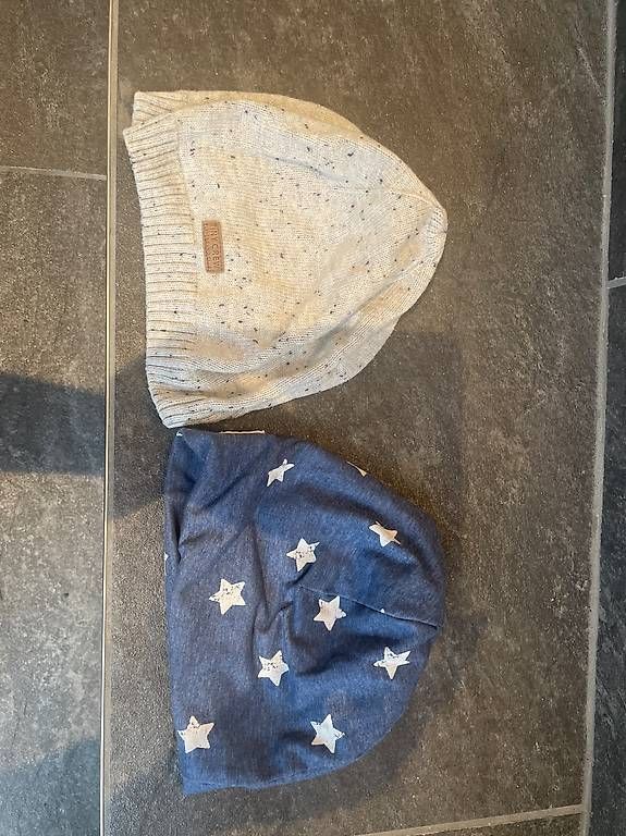 Berretti & Sciarpe: Sweat- / Strickmütze 74/80 – Usato da Mauren venduto da melam01