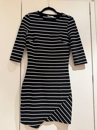 Kleid - Gr. S - Schwarz/Weiss gestreift