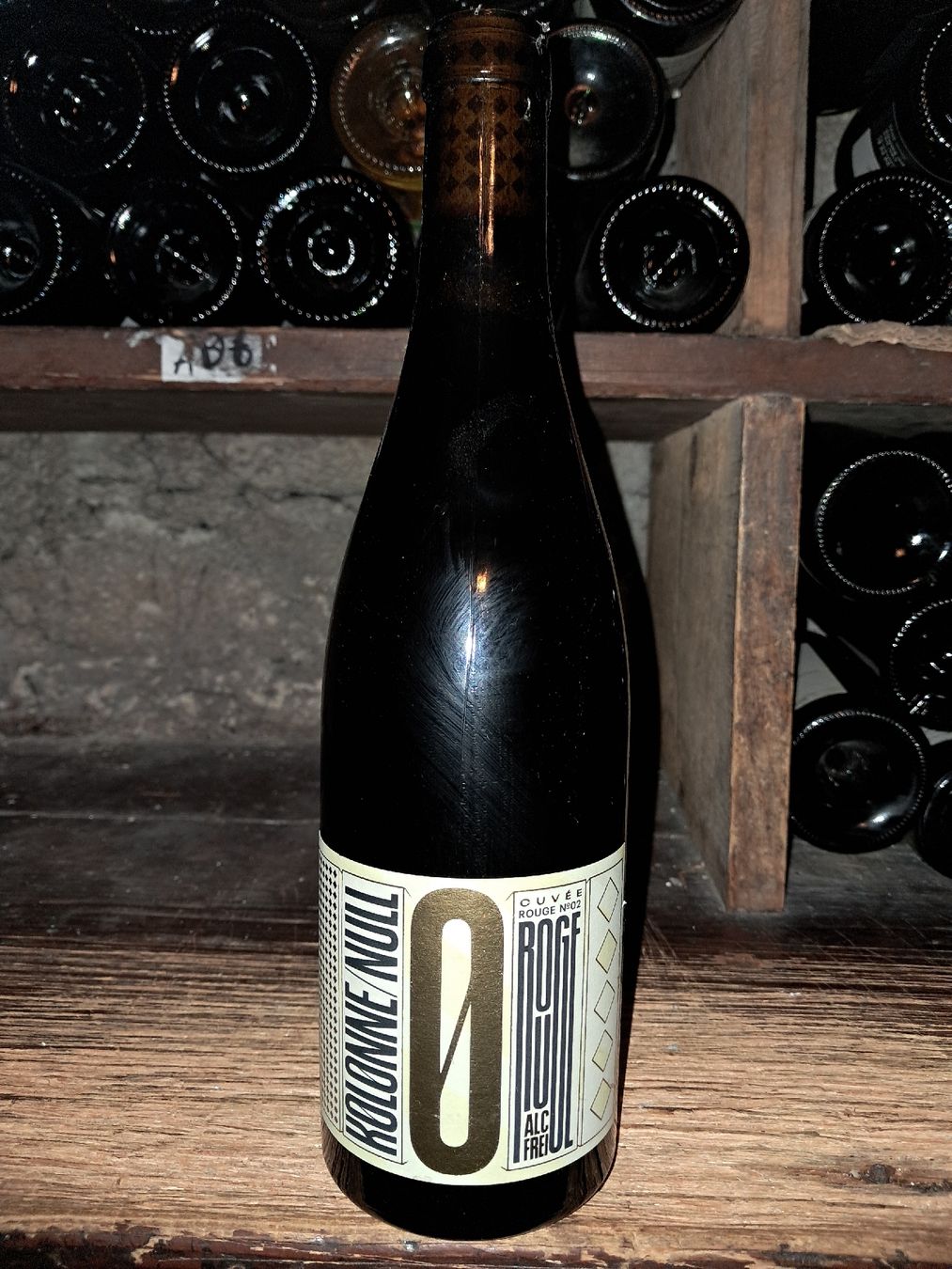 Vino: Kolonne Null Cuvée Rouge N°02 – Nuovo e nell'imballaggio originale da Le locle venduto da juliensaran