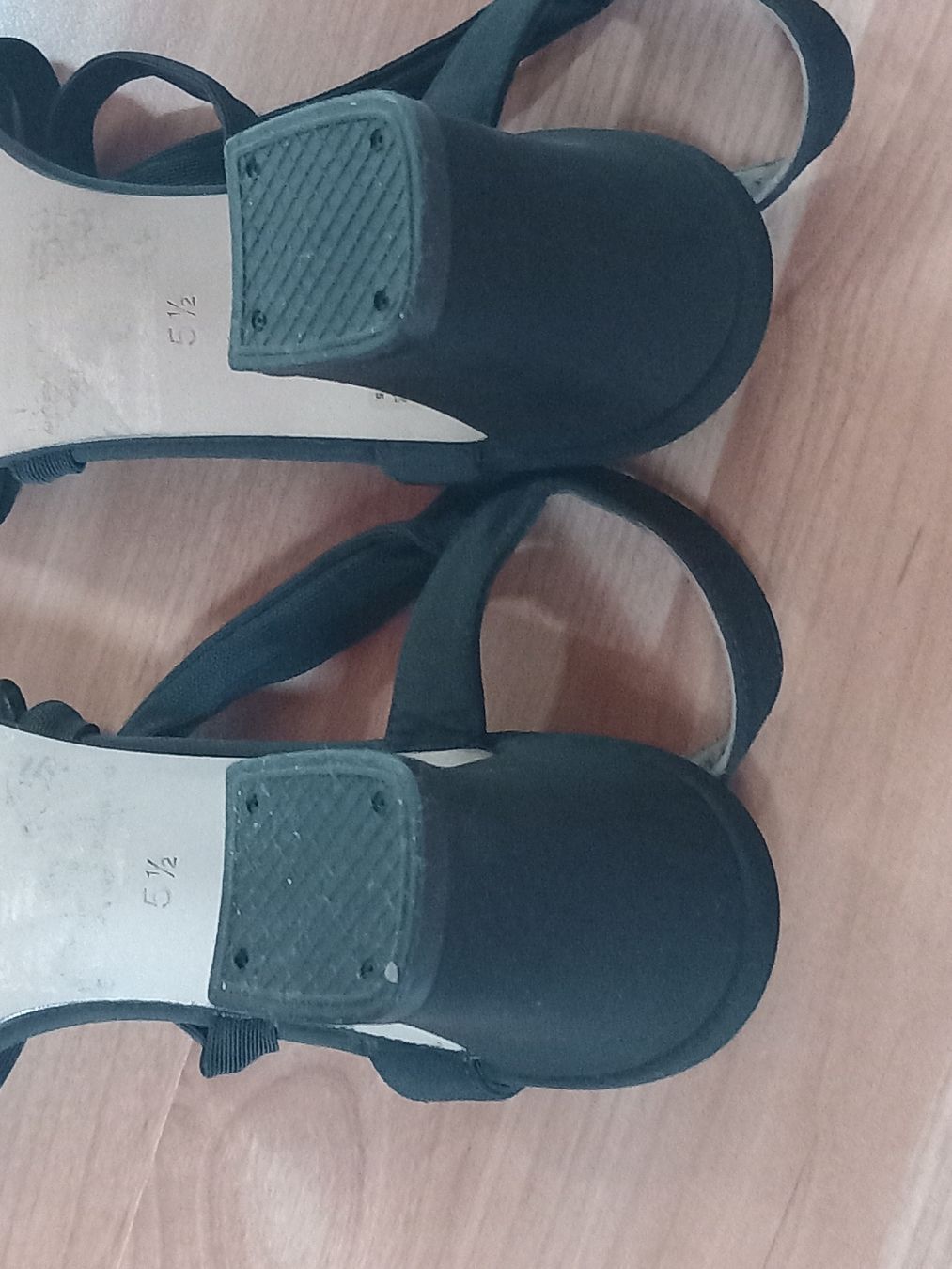 Kaiser Scarpe da donna: Kaiser Sandaletten_ 5,5_schwarz – Usato da Näfels venduto da gil_sindamel 3
