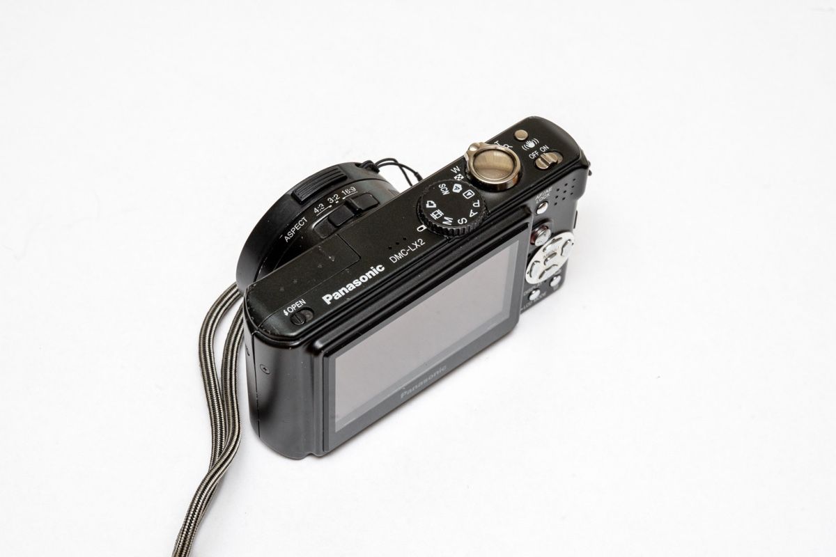 Panasonic Fotocamera: Panasonic LUMIX DMC LX2 Digicam – Usato da Sennwald venduto da hosszidavid 1
