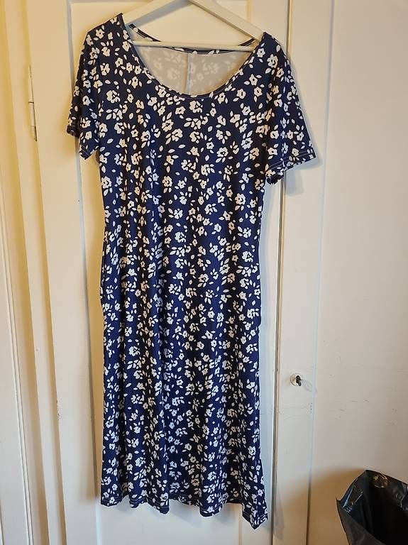 Kleider: Kleid – Gebraucht aus Seewis Schmitten von Naomi2212