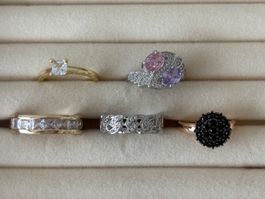 Luxus EleganteGr18/8 Ring Zirkonia Farbe:Gold /Silber5 st.