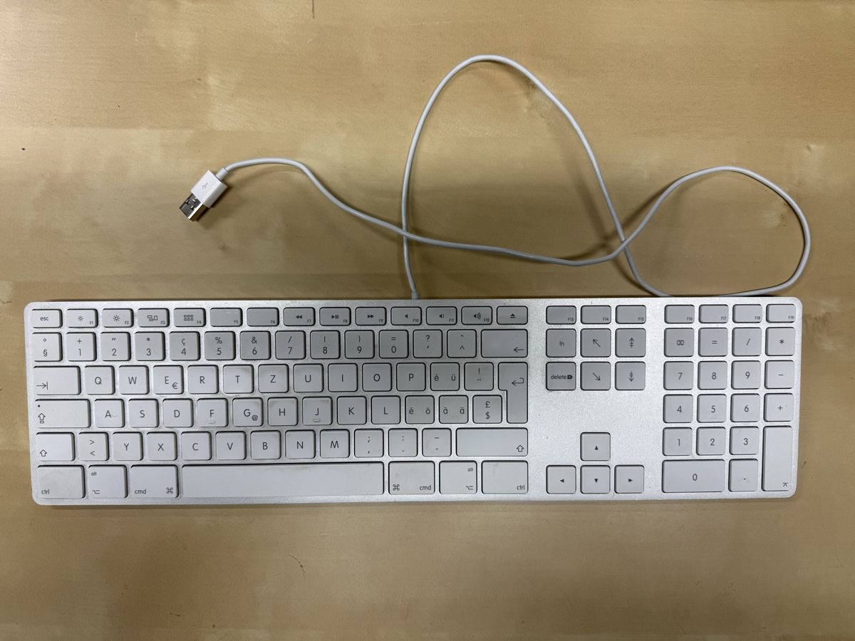 Apple Tastiere: Apple Tastatur mit USB A – Usato da Bern venduto da tobinski 1