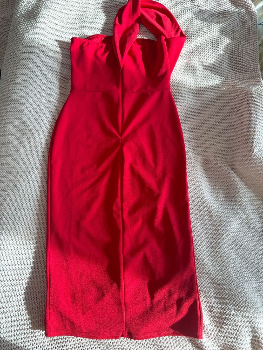 Robes: Robe cocktail rouge – Neuf (Voir description) à Montreux par Izapechee 7