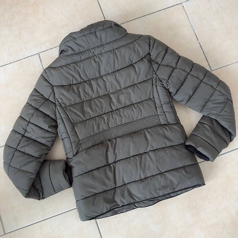 Jacken: Damen Jacke Chicoree Gr.S – Gebraucht aus Lommiswil von ivc_zt7z 1