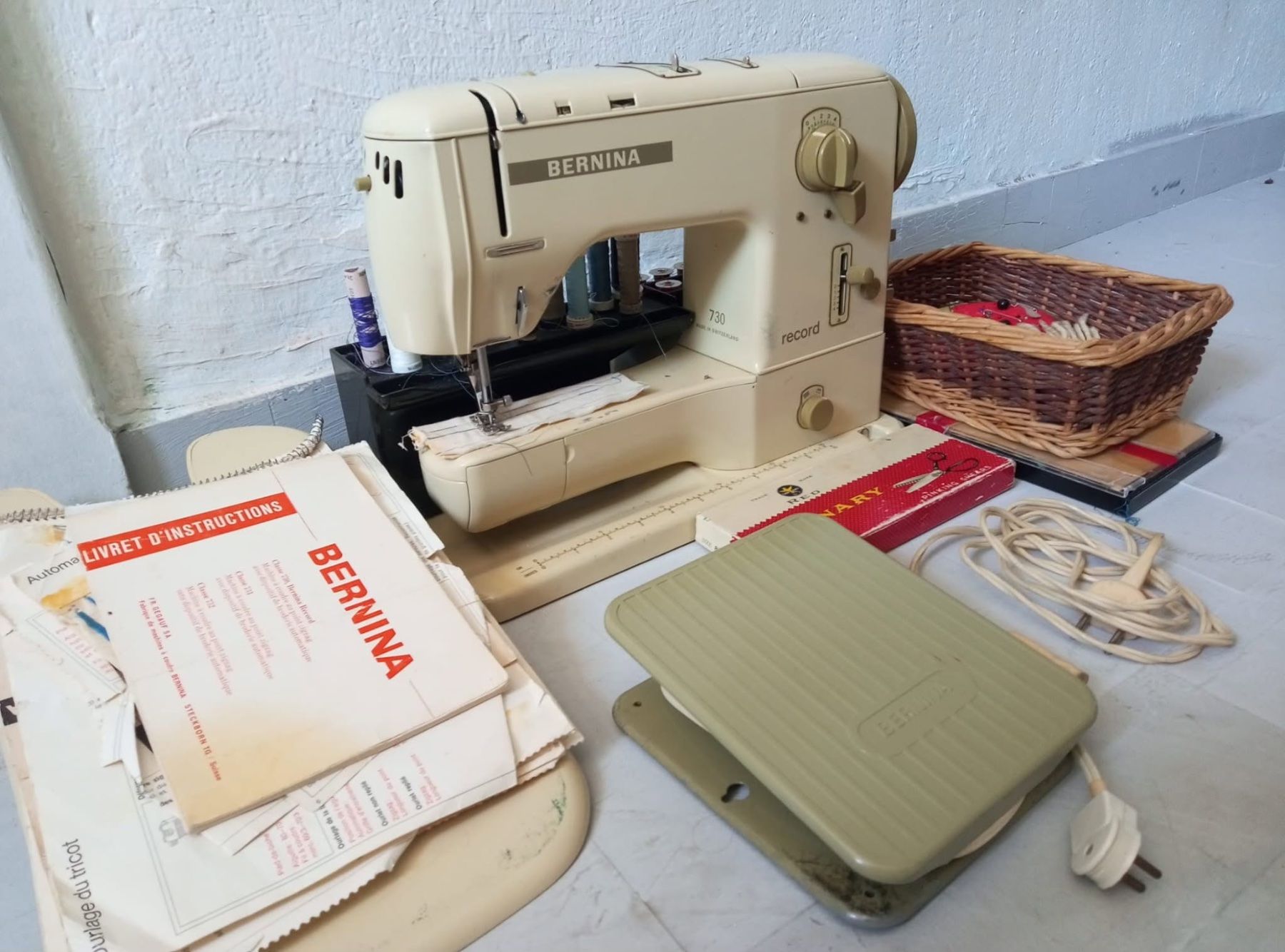 Bernina Macchine da cucire: Bernina Record 730 Sewing – Usato da Bienne venduto da Daniel_Schader